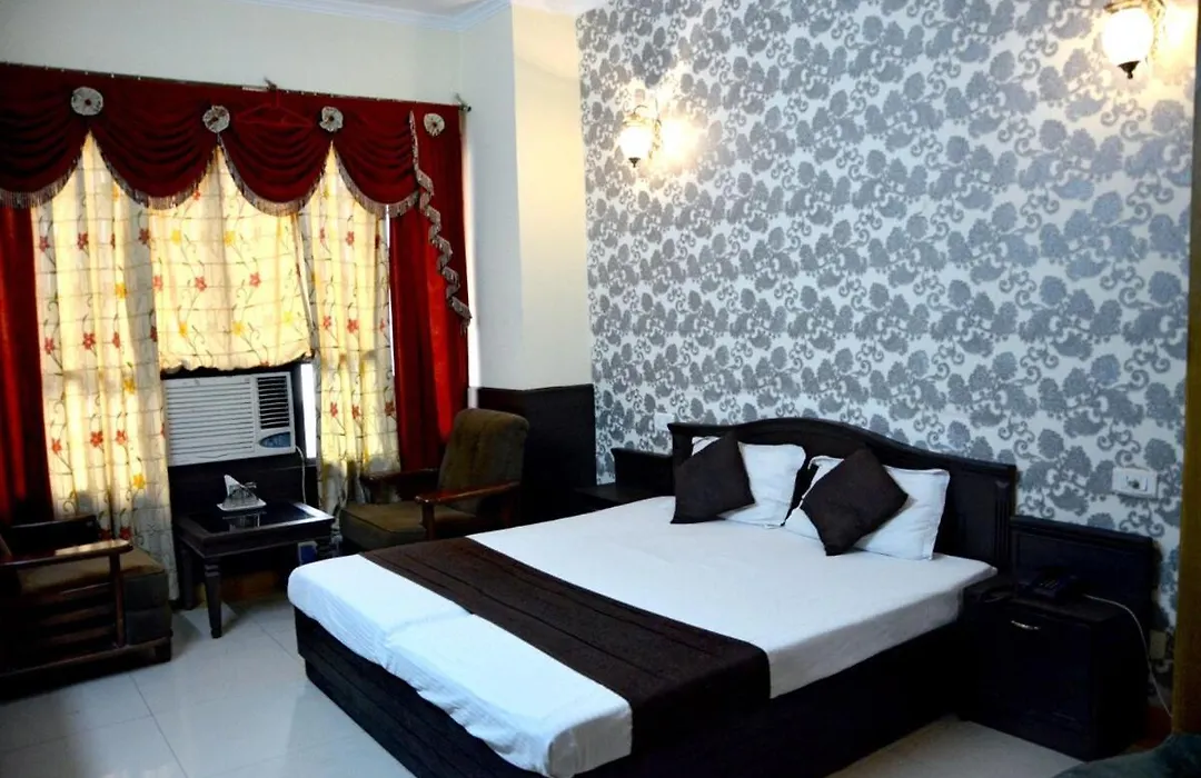 Hotel City Paradise-1